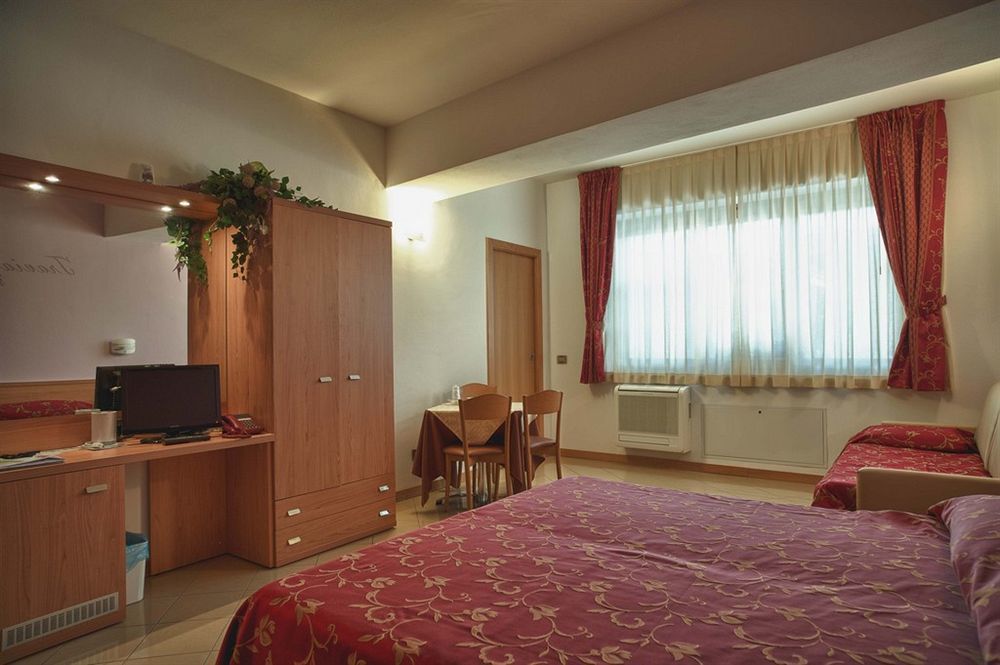 Hotel Casa Citella Bussolengo Zewnętrze zdjęcie